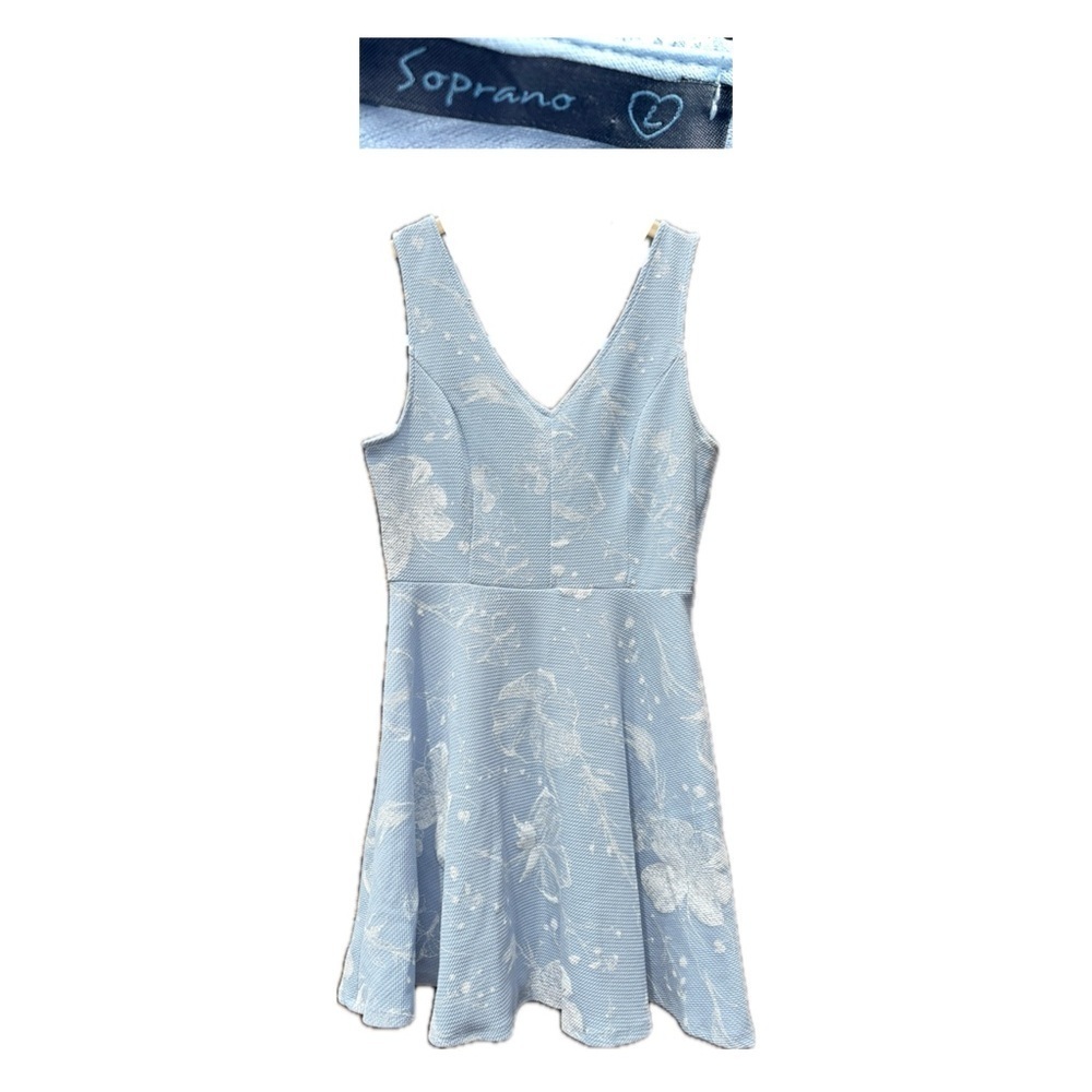Soprano Light Blue Sleeveless V-Neck Fit and Flare Dress size Large Floral Print